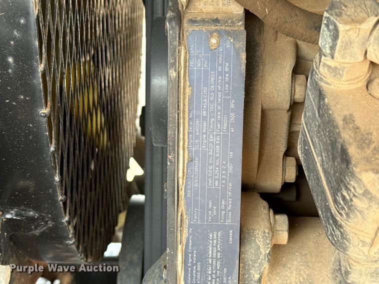 image for item EU5047 2008 Etnyre 2WD chip spreader