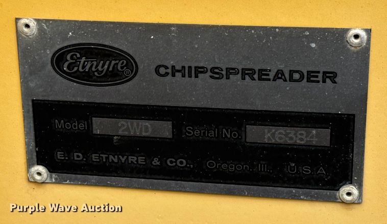image for item EU5047 2008 Etnyre 2WD chip spreader