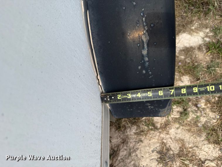 image for item EU5048 2003 Forest River Sierra Towables enclosed cargo trailer