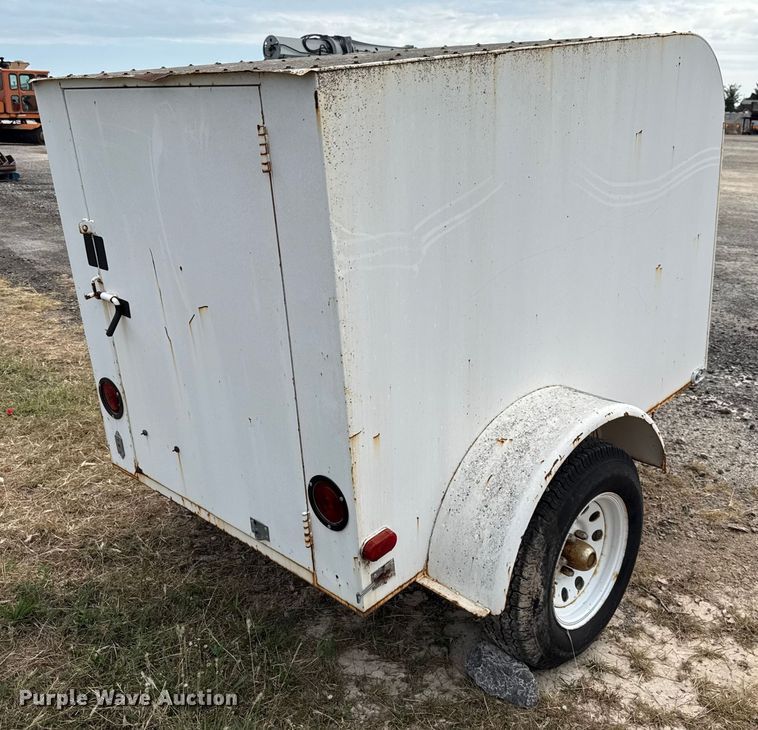 image for item EU5049 2003 Justin C Trailers enclosed cargo trailer