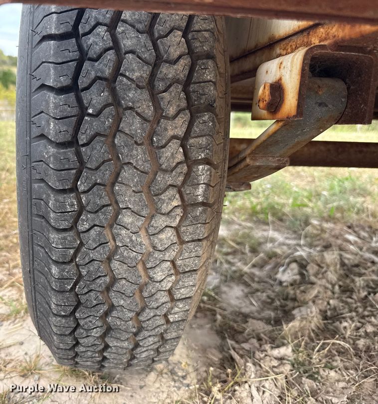 image for item EU5049 2003 Justin C Trailers enclosed cargo trailer