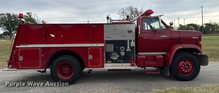 image for item EU5081 1990 GMC C7D  pumper fire truck