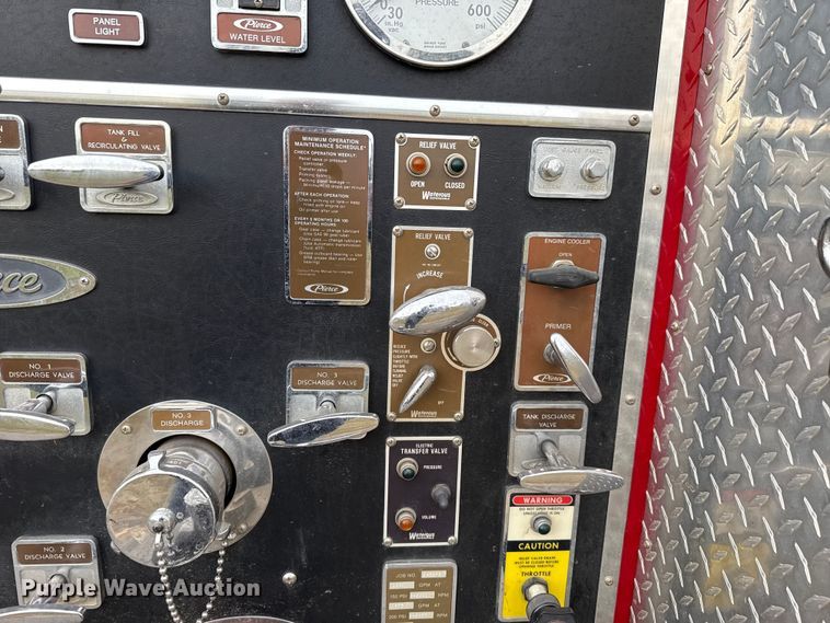 image for item EU5081 1990 GMC C7D  pumper fire truck