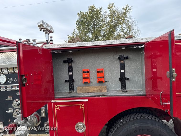 image for item EU5081 1990 GMC C7D  pumper fire truck