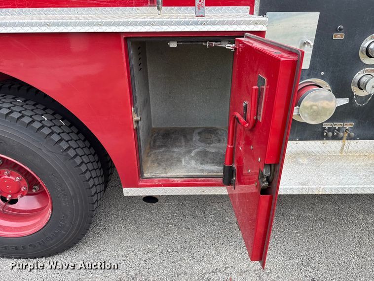 image for item EU5081 1990 GMC C7D  pumper fire truck