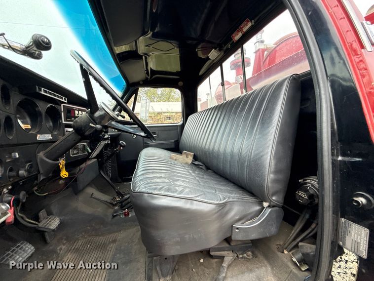 image for item EU5081 1990 GMC C7D  pumper fire truck