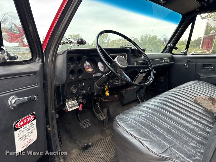 image for item EU5081 1990 GMC C7D  pumper fire truck