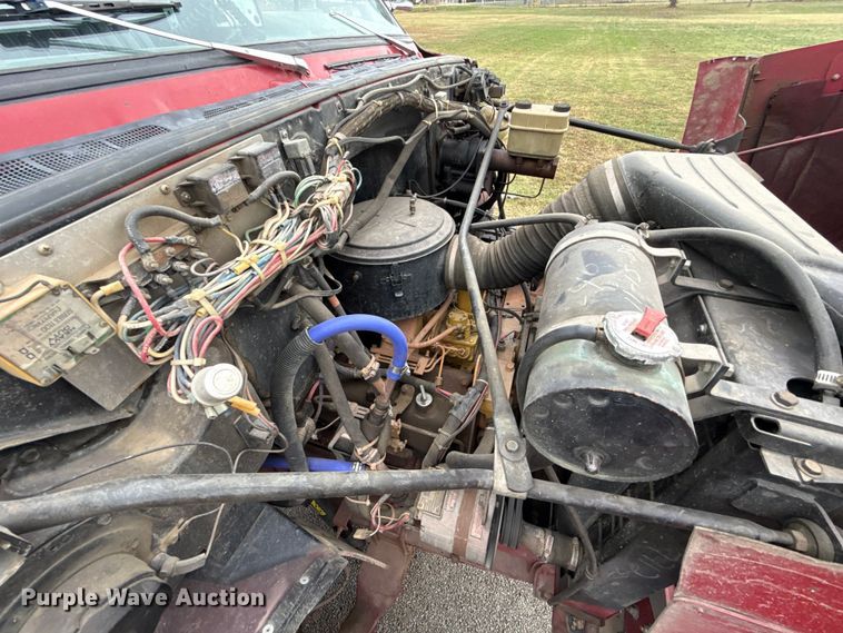 image for item EU5081 1990 GMC C7D  pumper fire truck