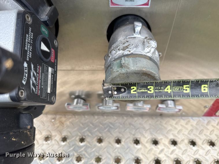 image for item EU5082 2000 E-One pumper fire truck