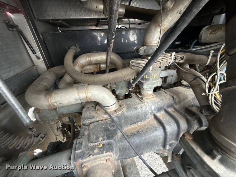 image for item EU5082 2000 E-One pumper fire truck