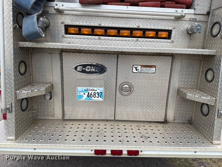 image for item EU5082 2000 E-One pumper fire truck