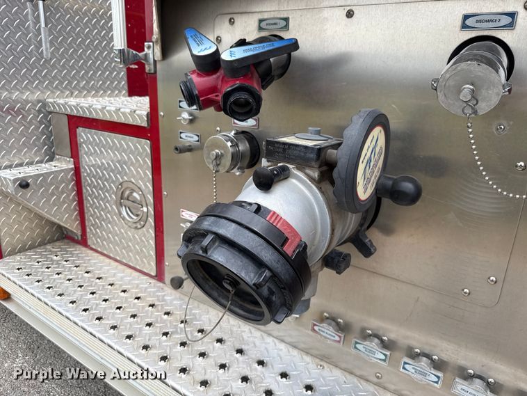 image for item EU5082 2000 E-One pumper fire truck