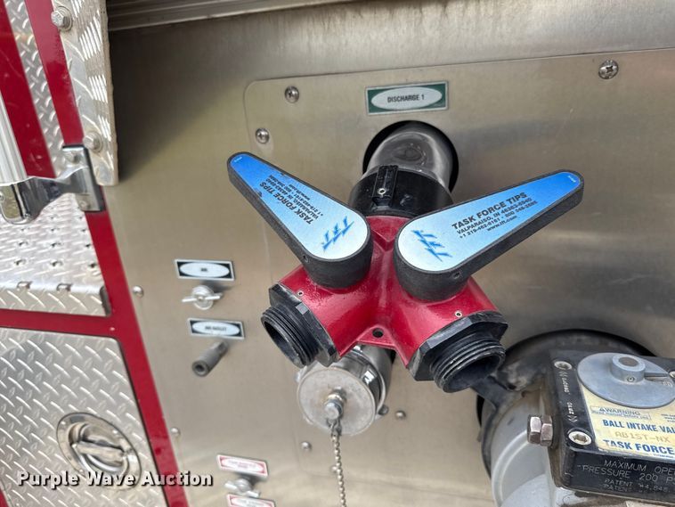 image for item EU5082 2000 E-One pumper fire truck