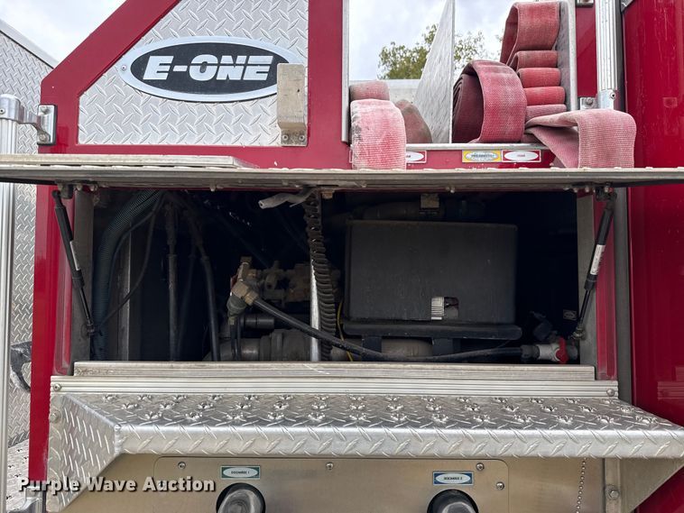 image for item EU5082 2000 E-One pumper fire truck