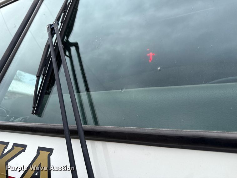 image for item EU5082 2000 E-One pumper fire truck