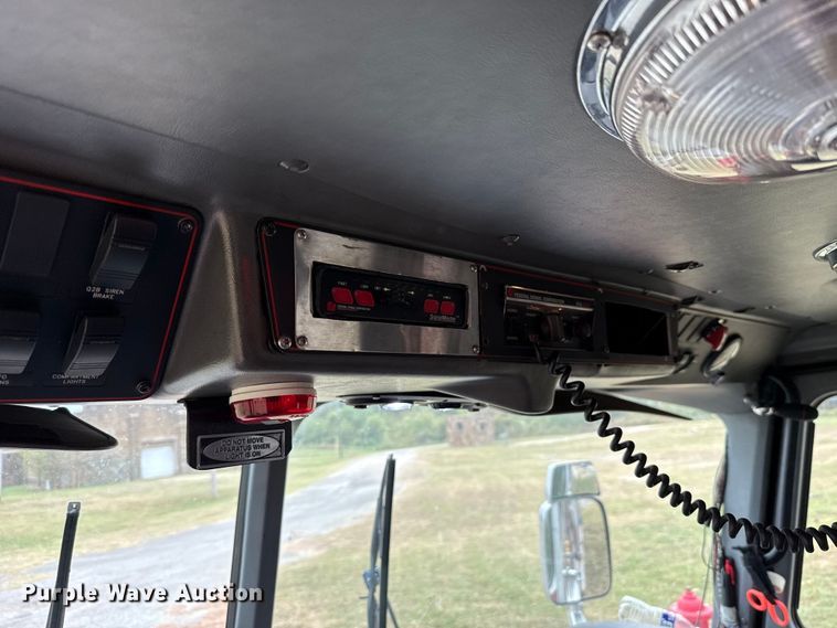 image for item EU5082 2000 E-One pumper fire truck