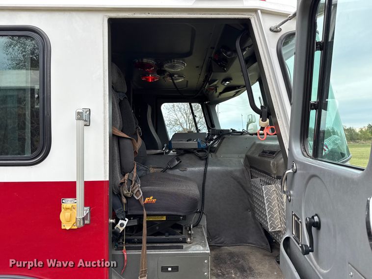 image for item EU5082 2000 E-One pumper fire truck