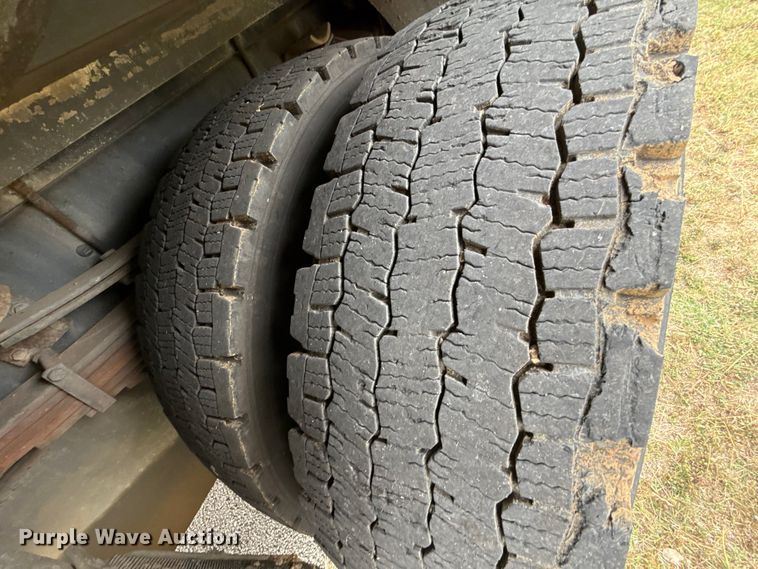 image for item EU5082 2000 E-One pumper fire truck