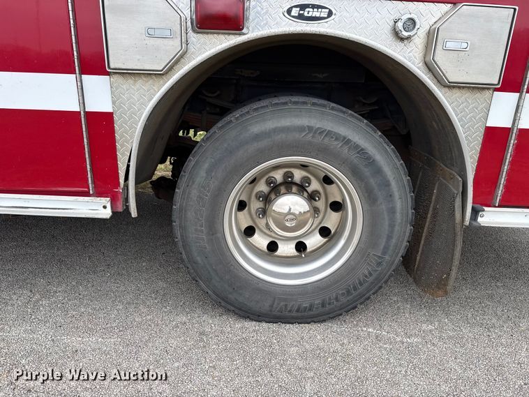 image for item EU5082 2000 E-One pumper fire truck