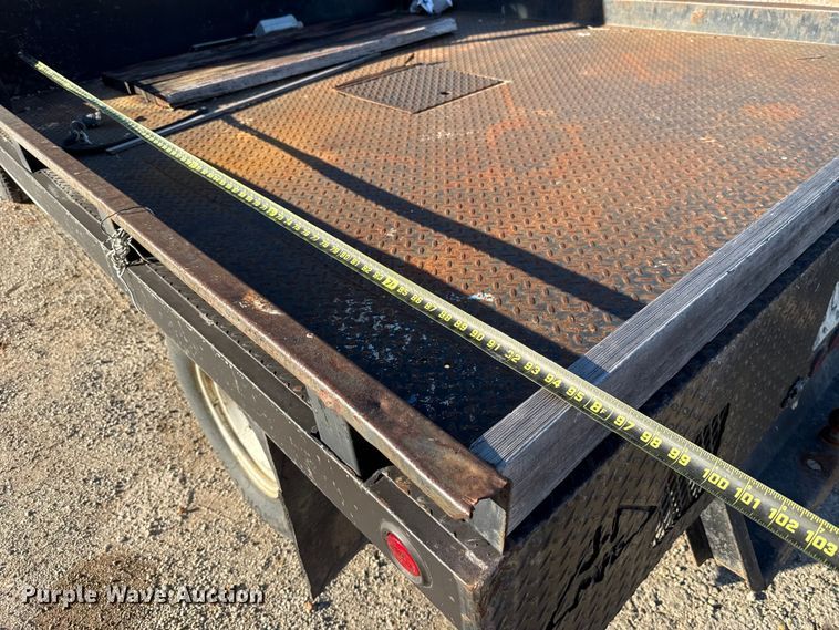 image for item EU5100 1989 Chevrolet C2500 flatbed pickup truck