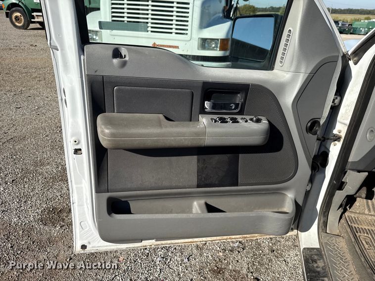 image for item EU5101 2008 Ford F150 SuperCrew pickup truck