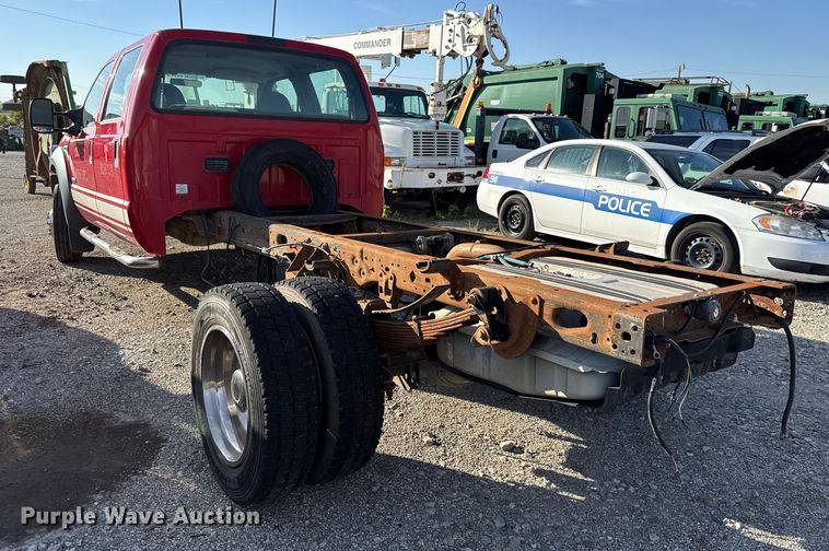 image for item EU5102 2005 Ford F550 truck cab and chassis
