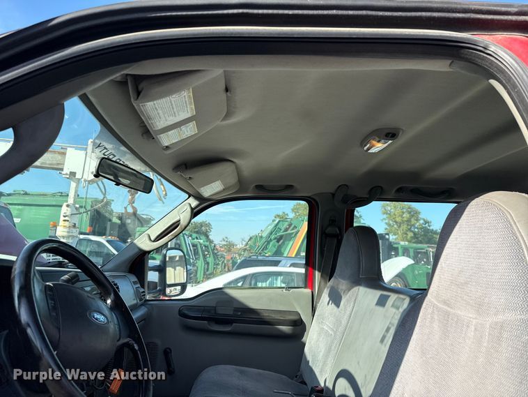 image for item EU5102 2005 Ford F550 truck cab and chassis