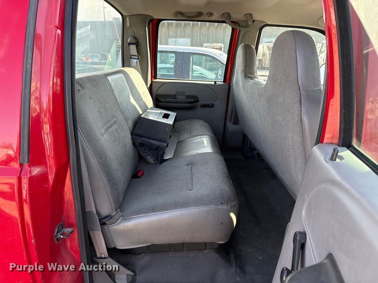 image for item EU5102 2005 Ford F550 truck cab and chassis