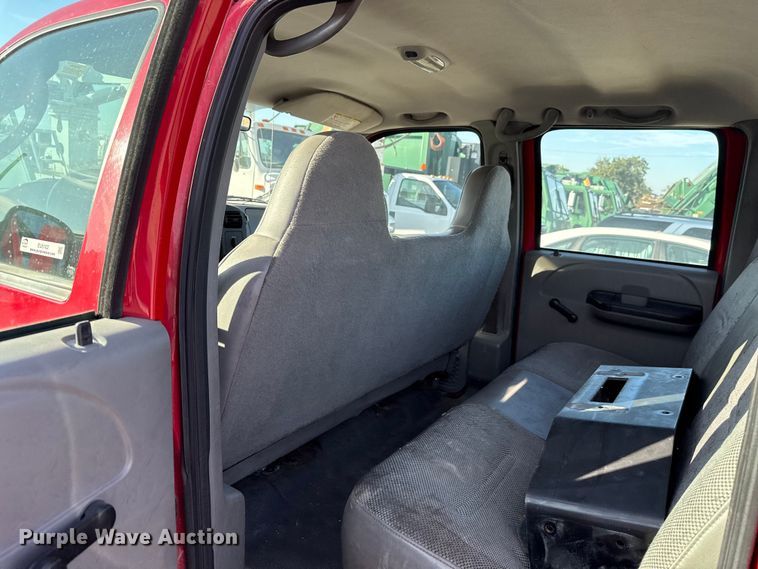 image for item EU5102 2005 Ford F550 truck cab and chassis