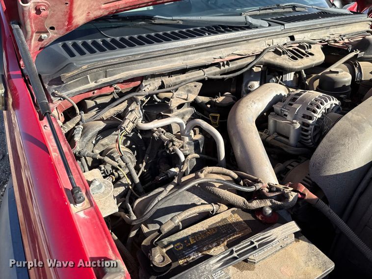 image for item EU5102 2005 Ford F550 truck cab and chassis