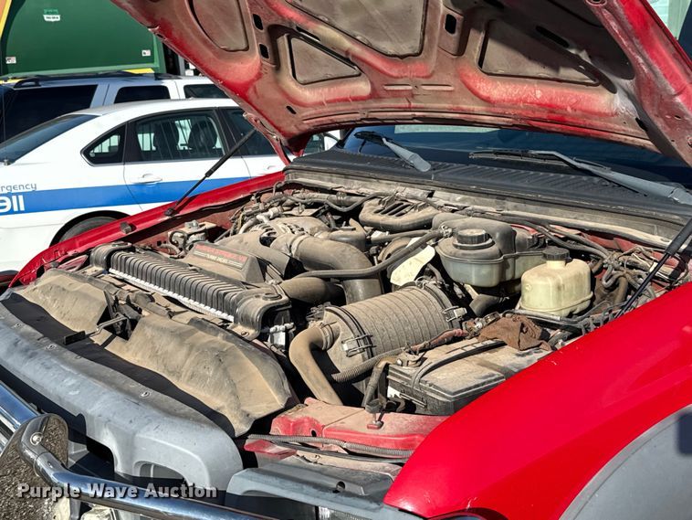 image for item EU5102 2005 Ford F550 truck cab and chassis