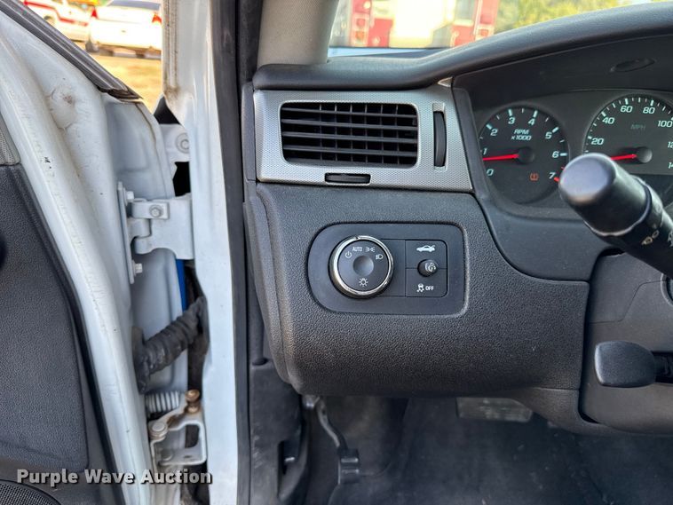 image for item EU5104 2013 Chevrolet Impala Police 