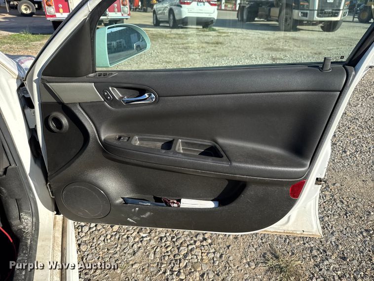 image for item EU5104 2013 Chevrolet Impala Police 