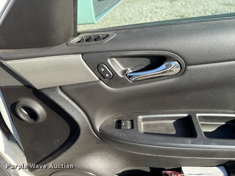 image for item EU5104 2013 Chevrolet Impala Police 