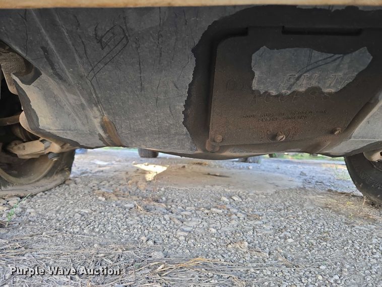 image for item EU5105 2004 Chevrolet Blazer SUV