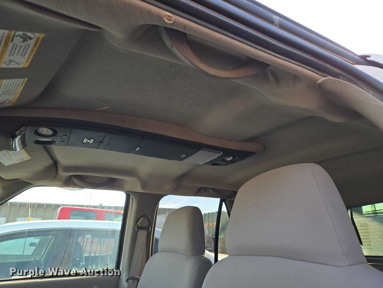 image for item EU5105 2004 Chevrolet Blazer SUV