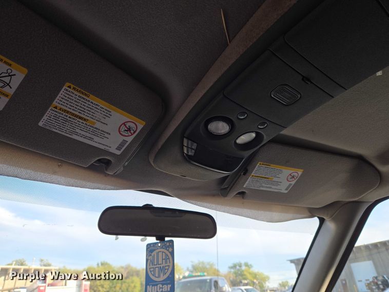 image for item EU5105 2004 Chevrolet Blazer SUV