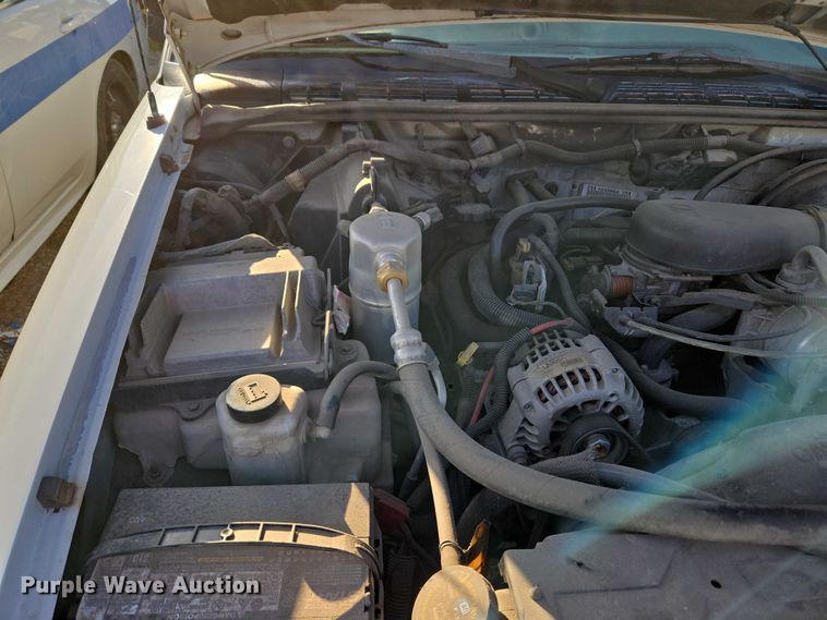 image for item EU5105 2004 Chevrolet Blazer SUV