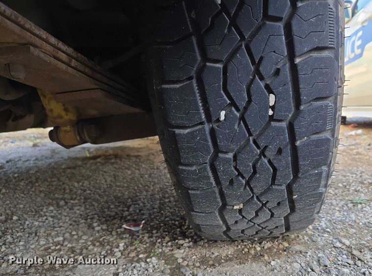 image for item EU5105 2004 Chevrolet Blazer SUV