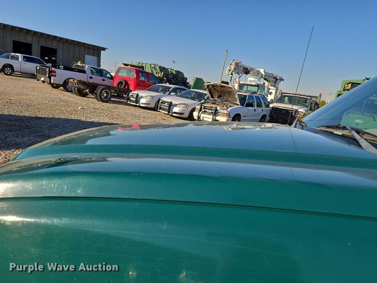 image for item EU5106 2005 Chevrolet Silverado 1500 pickup truck