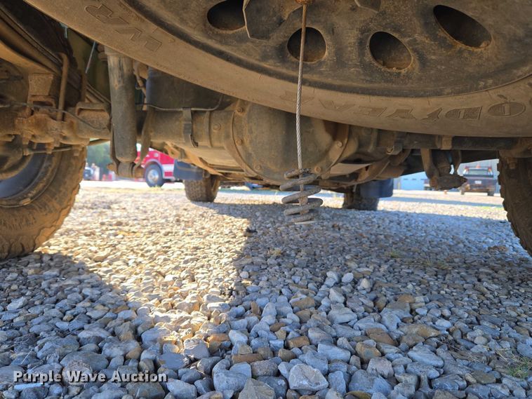 image for item EU5106 2005 Chevrolet Silverado 1500 pickup truck