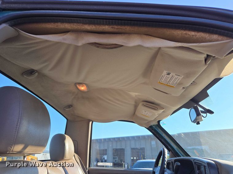 image for item EU5106 2005 Chevrolet Silverado 1500 pickup truck