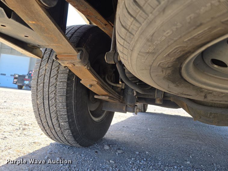 image for item EU5110 2004 Chevrolet Blazer SUV