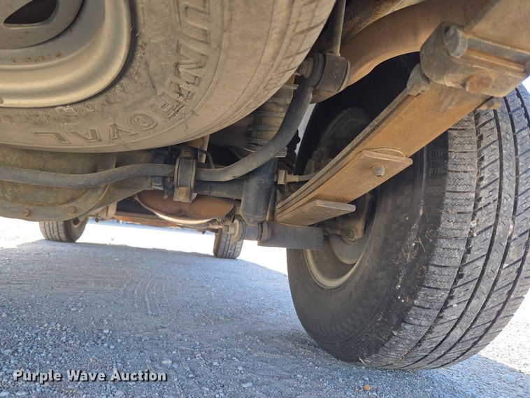 image for item EU5110 2004 Chevrolet Blazer SUV