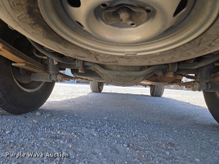 image for item EU5110 2004 Chevrolet Blazer SUV