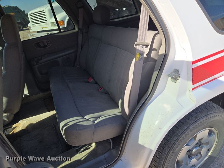 image for item EU5110 2004 Chevrolet Blazer SUV