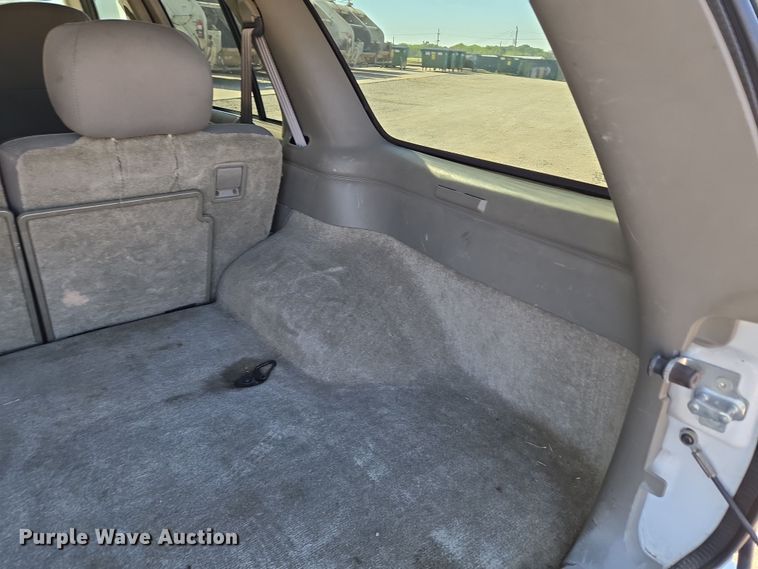 image for item EU5110 2004 Chevrolet Blazer SUV