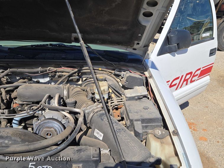 image for item EU5110 2004 Chevrolet Blazer SUV