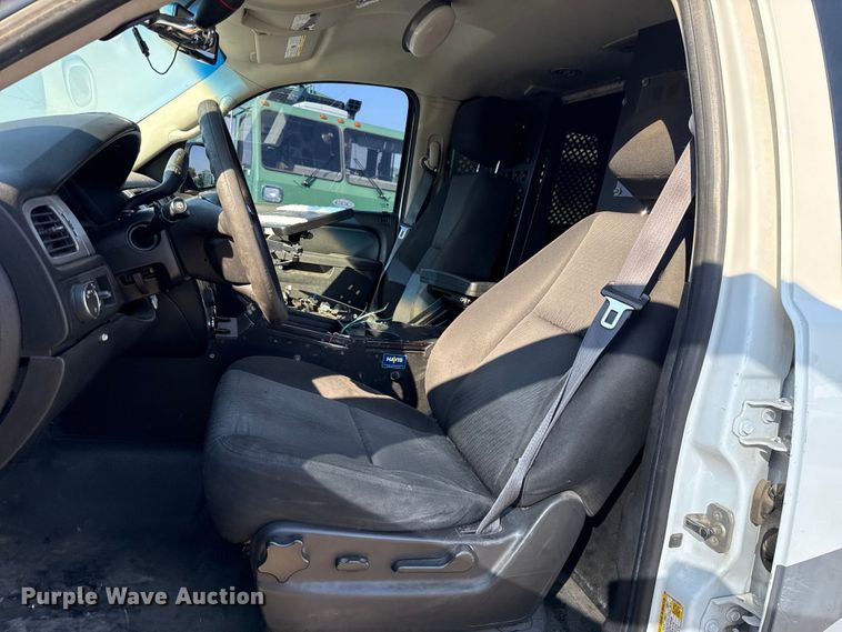 image for item EU5111 2014 Chevrolet Tahoe Police SUV