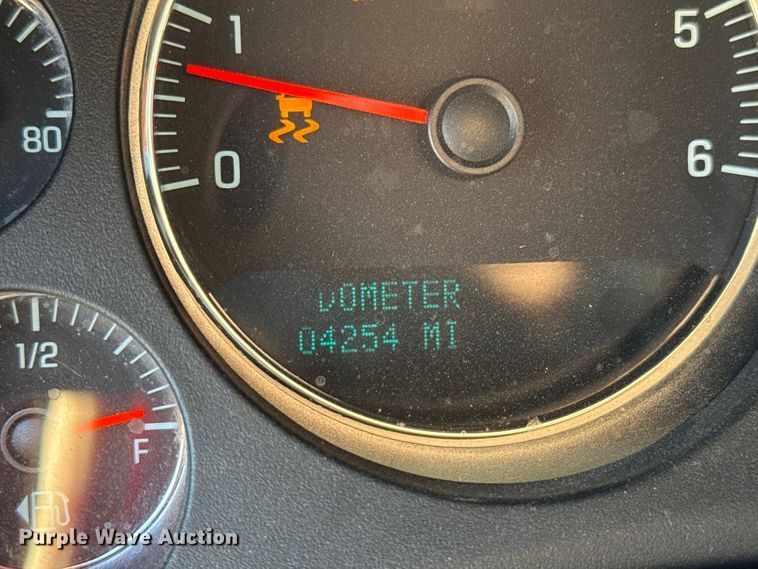 image for item EU5111 2014 Chevrolet Tahoe Police SUV